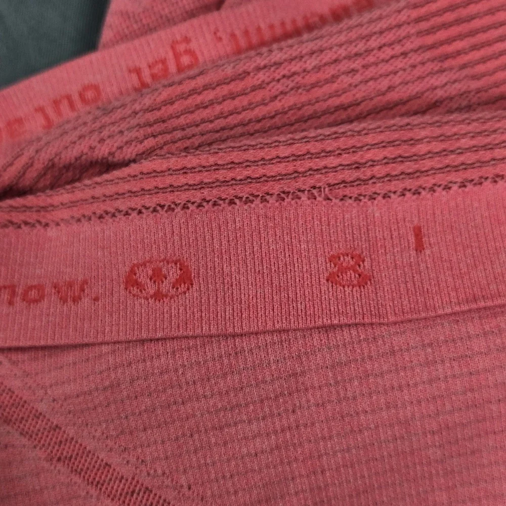Lululemon Women Shirt 8 Pink Floral Swiftly Tech Activewear Crew Neck Pullover